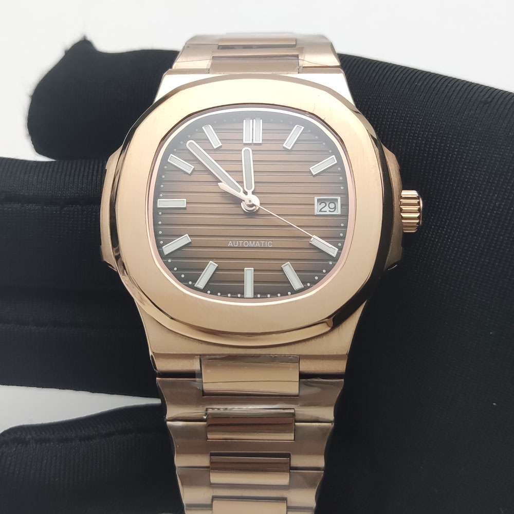 Montre de luxe pour hommes, or - Patek Philippe Watch Nautilus avis et prix