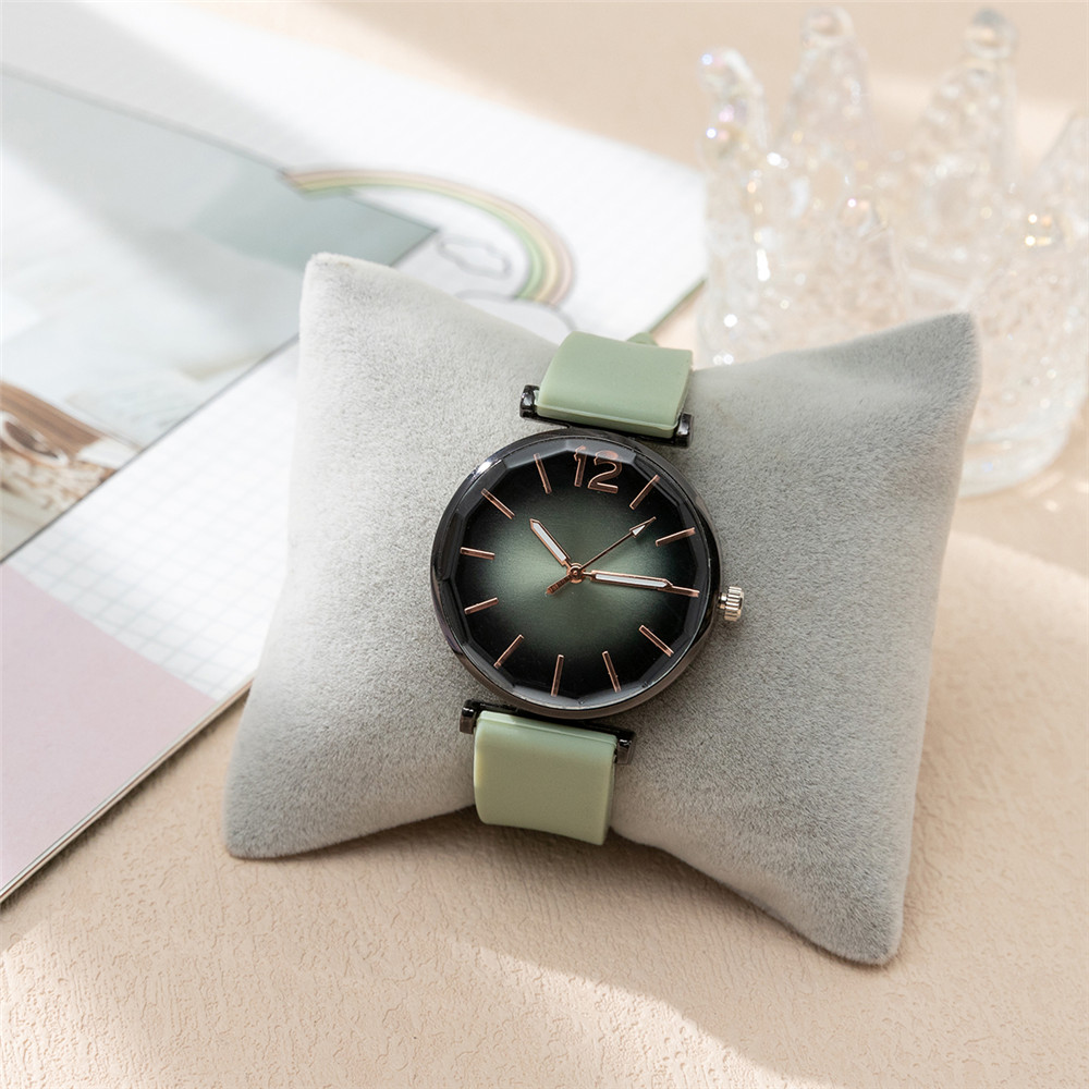 Montre à quartz à cadran noir  - Silicone Band Women avis et prix